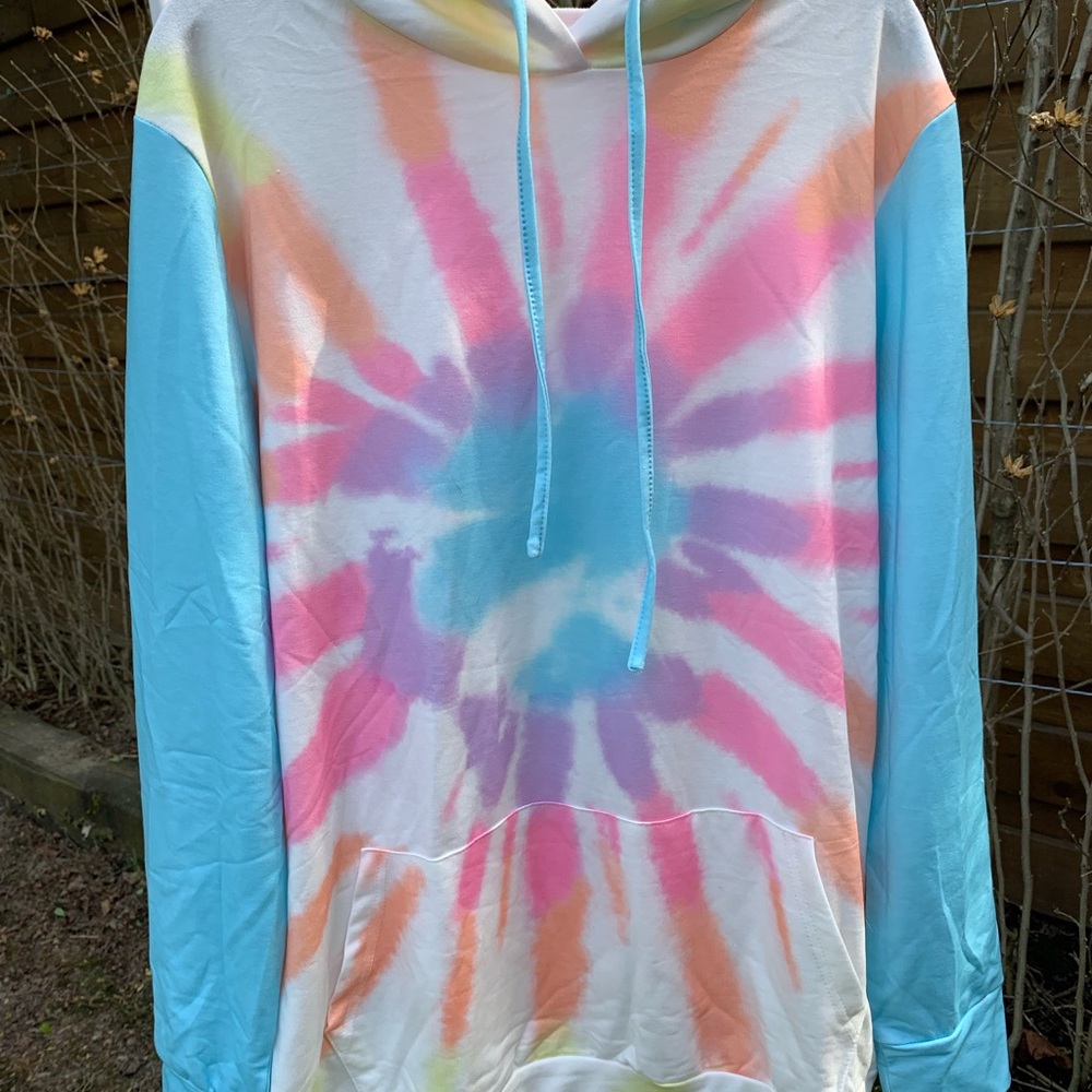 Azura Exchange Multicolor Tie-Dye Pattern